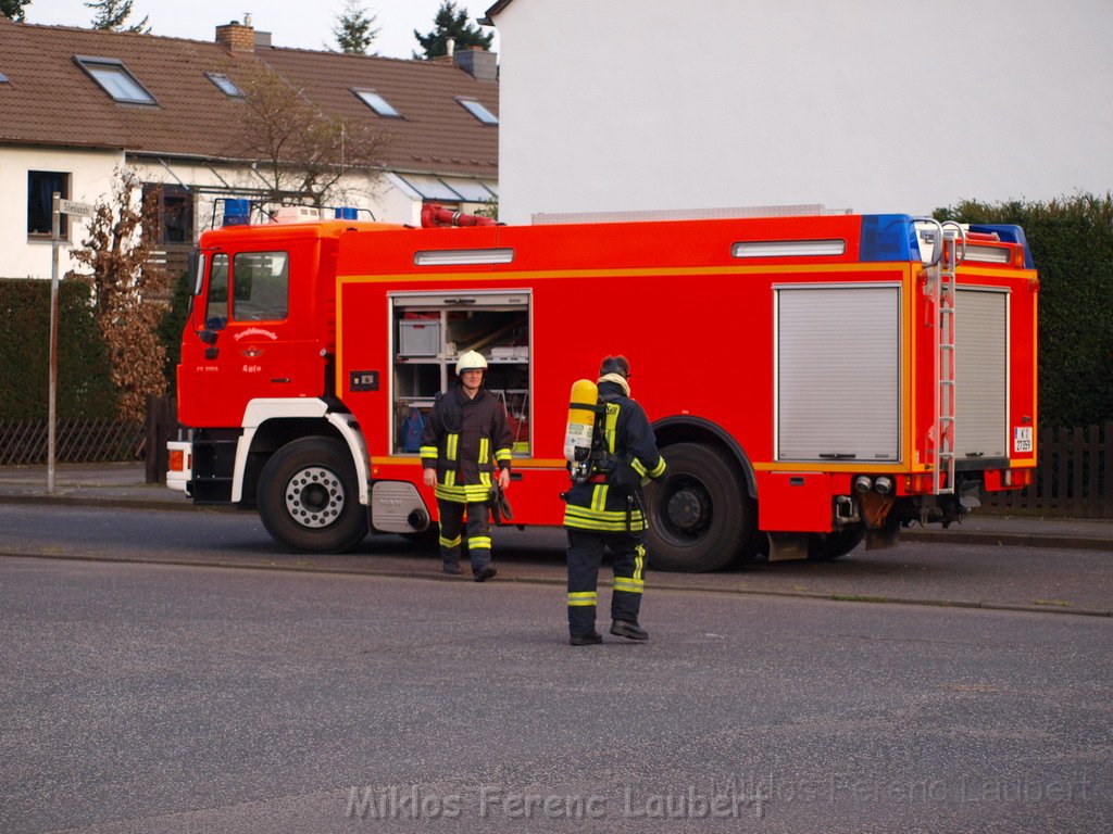 Feuer Koeln Buchheim Rybnikerstr P11.JPG